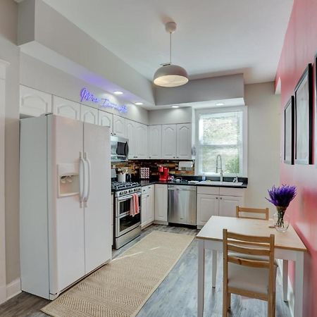 Hip And Spacious Midtown Cottage Near Beale Street Мемфис Екстериор снимка
