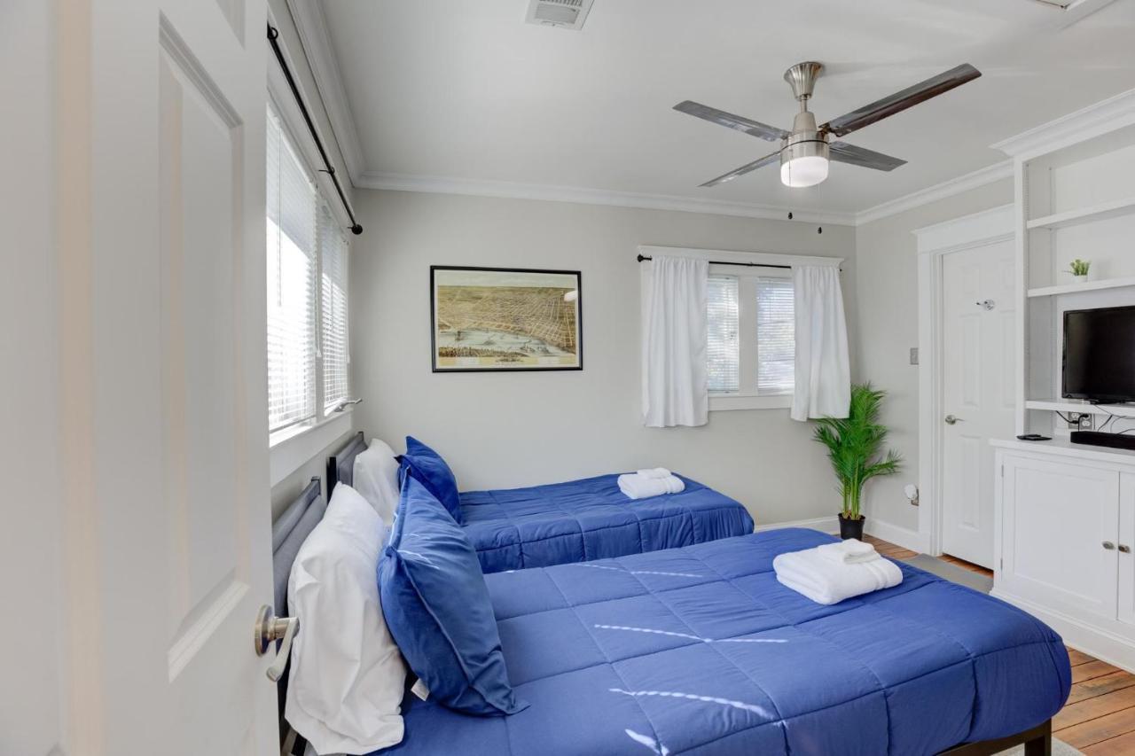 Hip And Spacious Midtown Cottage Near Beale Street Мемфис Екстериор снимка